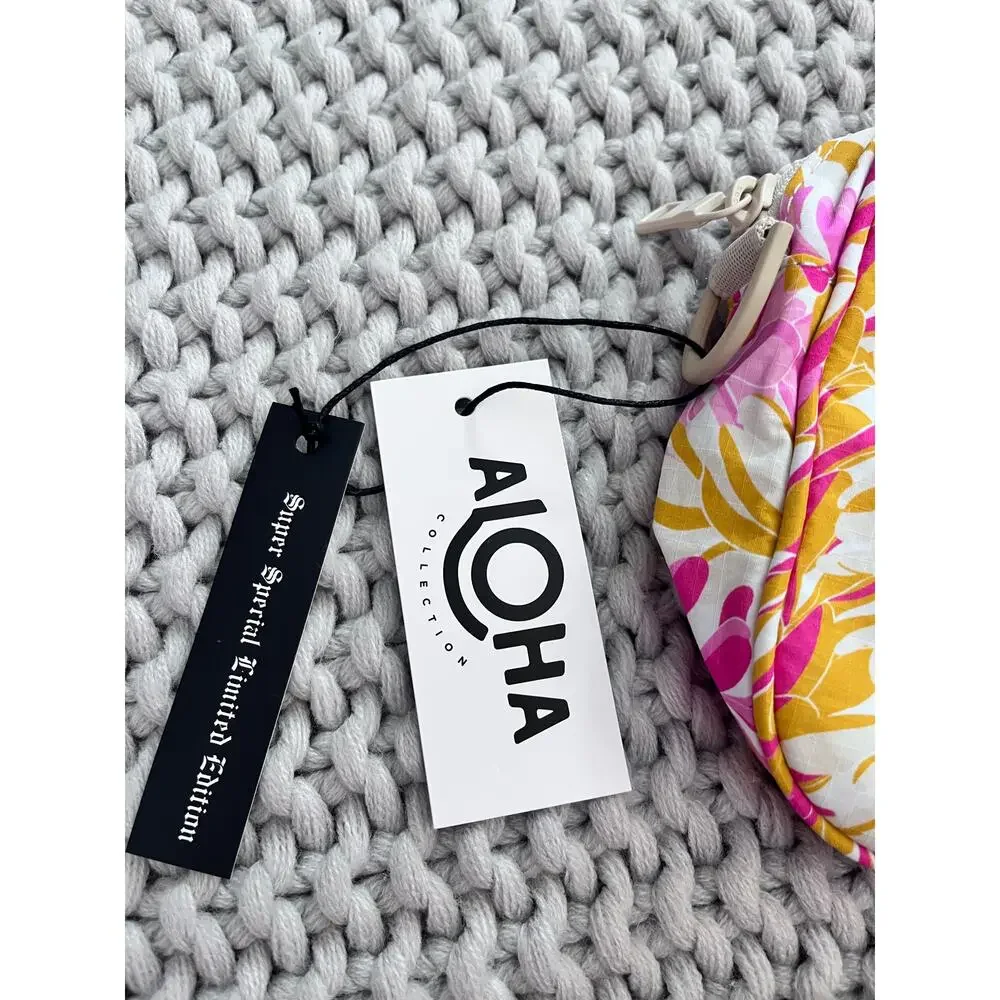 Aloha Collection• SUPER SPECIAL LIMITED EDITION Le Tour Lei Stand Taffy - Picture 9 of 9